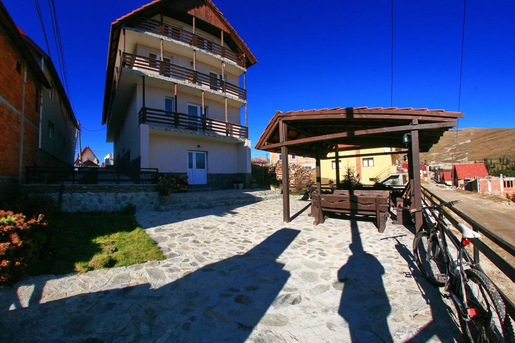 Отель Casa Teodora Рынка Экстерьер фото